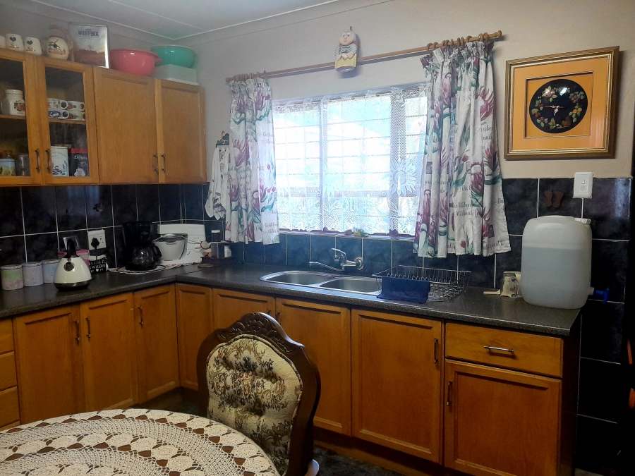 3 Bedroom Property for Sale in Albertinia Western Cape